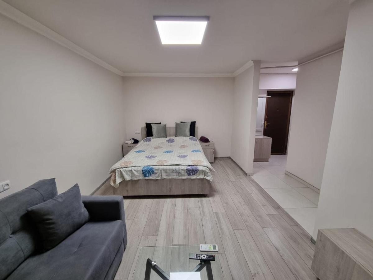 Vagashyan 18 Apartment Yerevan Ngoại thất bức ảnh
